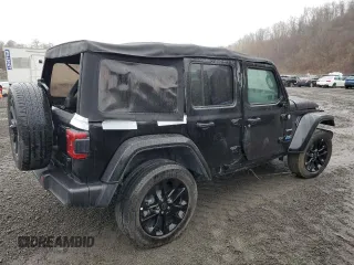 2024 Jeep Wrangler Sahara с VIN 1C4RJXP60RW257385, выставлен на аукционе Copart как лот 52192275 с пробегом 20 899 миль миль и Списание • Salvage title. История ставок и продаж доступна на DreamBid. Изображение 3.