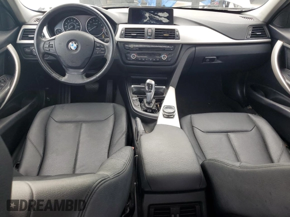2014 BMW 3 Series 320i z VIN WBA3B1C51EP680412, wystawiony jako Copart lot #63587815 z przebiegiem 88 097 mil mil oraz Czysty tytuł • Clean title. Historia ofert i sprzedaży dostępna na DreamBid. Obrazek 8.