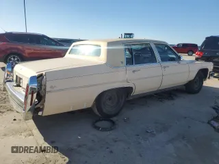 1988 Cadillac Brougham z VIN 1G6DW51Y9J9710161, wystawiony jako Copart lot #87093424 z przebiegiem 59 519 mil mil oraz Tytuł czysty. Historia ofert i sprzedaży dostępna na DreamBid. Obrazek 3.