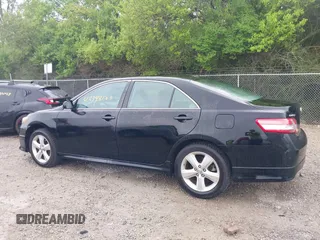 2011 Toyota Camry LE z VIN 4T1BF3EK3BU744766, wystawiony jako IAAI lot #42348183 z przebiegiem 178 304 mil mil oraz . Historia ofert i sprzedaży dostępna na DreamBid. Obrazek 14.