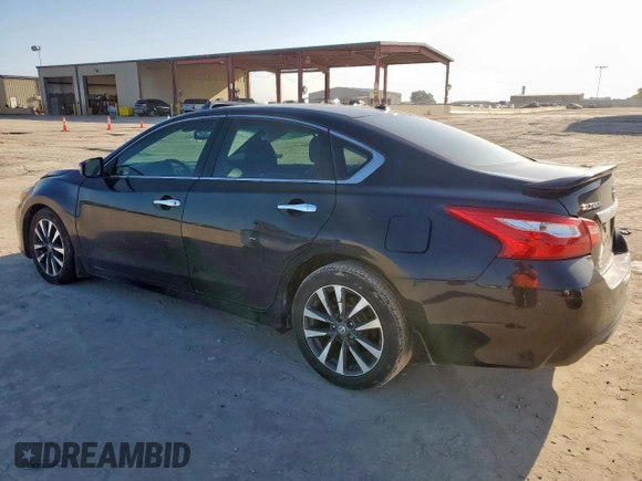 2017 Nissan Altima SV z VIN 1N4AL3AP7HC203508, wystawiony jako Copart lot #61232345 z przebiegiem 218 716 mil mil oraz Szkoda całkowita • Salvage title. Historia ofert i sprzedaży dostępna na DreamBid. Obrazek 2.