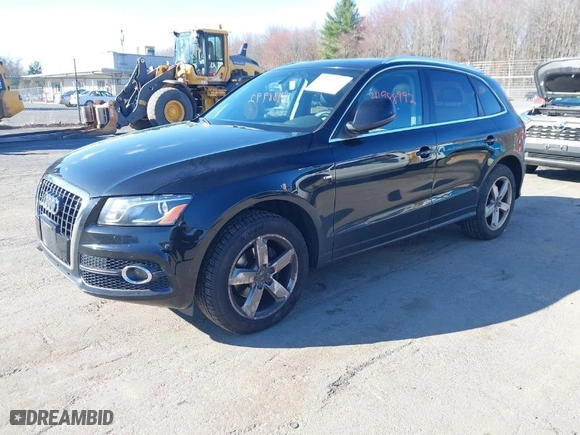 2011 Audi Q5 3.2L Premium Plus with VIN WA1DKAFPXBA047954, listed as a IAAI auction lot 41988992 with 133,502 mi miles. Bid and sale history available at carsss.com. Image 2.
