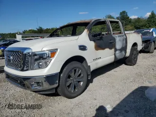 2017 Nissan Titan Platinum Reserve z VIN 1N6AA1E57HN574439, wystawiony jako Copart lot #72620864 z przebiegiem Nie podano mil oraz Nie do naprawy • Non repairable. Historia ofert i sprzedaży dostępna na DreamBid. Obrazek 1.