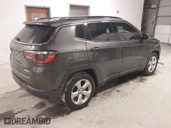 2020 Jeep Compass Latitude with VIN 3C4NJCBB8LT130425, listed as a IAAI auction lot 41475443 with 82,782 mi miles and . Bid and sale history available at carsss.com. Image 4.