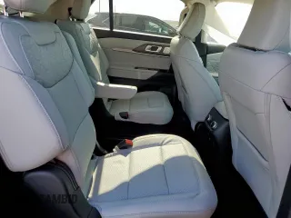 2025 Ford Explorer Platinum with VIN 1FMWK8HC2SGB58993, listed as a Copart auction lot 58005875 with 4,917 mi miles and Salvage title. Bid and sale history available at DreamBid. Image 11.
