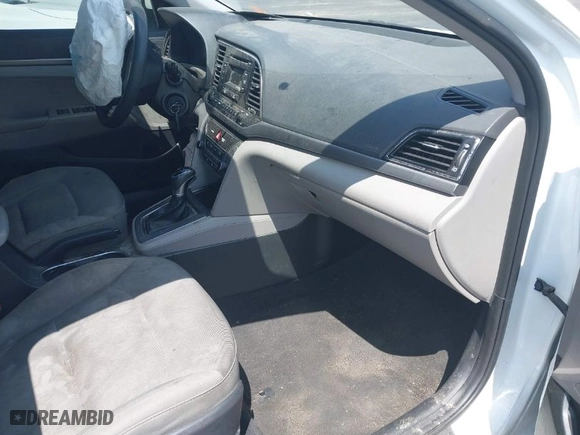 2017 Hyundai Elantra SE with VIN 5NPD74LF4HH209213, listed as a IAAI auction lot 42019358 with 175,095 mi miles. Bid and sale history available at carsss.com. Image 5.