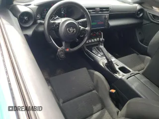 2022 Toyota GR86 with VIN JF1ZNBC10N8752398, listed as a Copart auction lot 57057444 with 32,502 mi miles and Salvage Title. Bid and sale history available at carsss.com. Image 8.