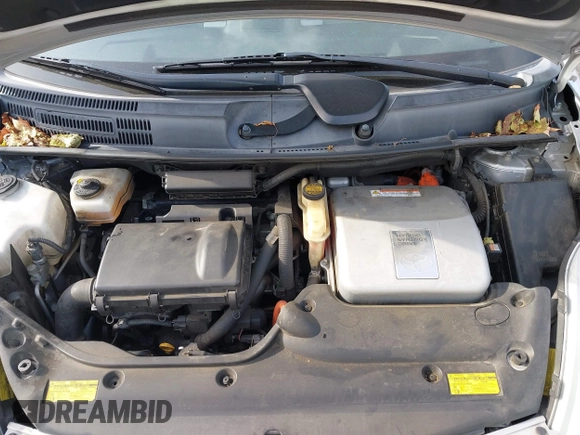 2007 Toyota Prius with VIN JTDKB20U577556615, listed as a IAAI auction lot 42121360 with 224,899 mi miles. Bid and sale history available at carsss.com. Image 10.