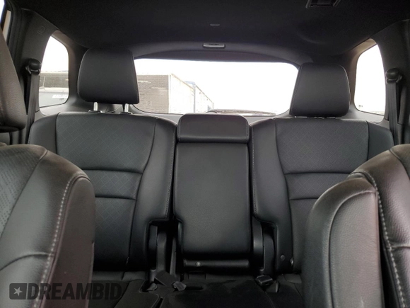 2023 Honda Passport Elite with VIN 5FNYF8H05PB013536, listed as a Copart auction lot 50671155 with 33,815 mi miles and Salvage Title. Bid and sale history available at DreamBid. Image 10.