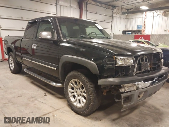 2003 Chevrolet Silverado 1500 with VIN 2GCEK19V231238686, listed as a IAAI auction lot 42107363 with 326,361 mi miles and . Bid and sale history available at DreamBid. Image 1.