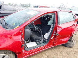 2014 Dodge Dart SXT with VIN 1C3CDFBB1ED913423, listed as a IAAI auction lot 42071198 with Not Provided miles and . Bid and sale history available at DreamBid. Image 6.