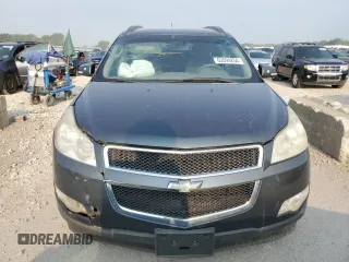 2011 Chevrolet Traverse 1LT z VIN 1GNKRGED5BJ286757, wystawiony jako Copart lot #63599254 z przebiegiem 168 671 mil mil oraz Szkoda całkowita • Salvage title. Historia ofert i sprzedaży dostępna na DreamBid. Obrazek 5.