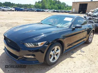 2017 Ford Mustang V6 z VIN 1FA6P8AM6H5342594, wystawiony jako IAAI lot #42479187 z przebiegiem 103 861 mil mil oraz . Historia ofert i sprzedaży dostępna na DreamBid. Obrazek 17.