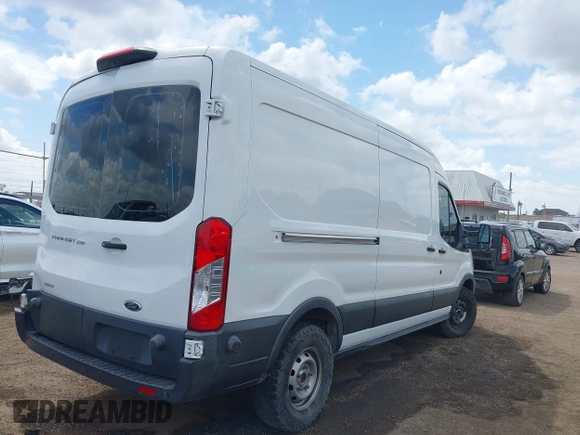 2018 Ford Transit Cargo с VIN 1FTYR2CG9JKA51600, выставлен на аукционе IAAI как лот 42026514 с пробегом 57 484 миль миль и . История ставок и продаж доступна на DreamBid. Изображение 4.