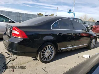 2011 Volvo S80 3.0L Turbo z VIN YV1902AH9B1147724, wystawiony jako Copart lot #42264955 z przebiegiem 190 361 mil mil oraz Szkoda całkowita • Salvage title. Historia ofert i sprzedaży dostępna na DreamBid. Obrazek 3.