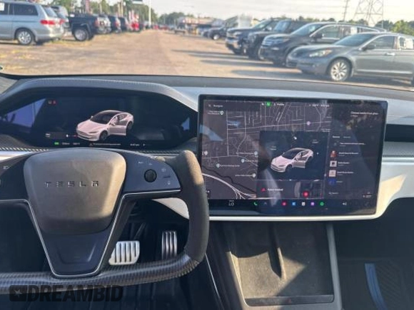 2022 Tesla Model S z VIN 5YJSA1E56NF472017, wystawiony jako Copart lot #67321925 z przebiegiem 59 665 mil mil oraz Czysty tytuł • Clean title. Historia ofert i sprzedaży dostępna na DreamBid. Obrazek 9.