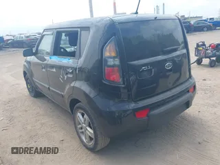 2010 Kia Soul + with VIN KNDJT2A24A7190109, listed as a IAAI auction lot 42232419 with 217,262 mi miles and . Bid and sale history available at DreamBid. Image 3.