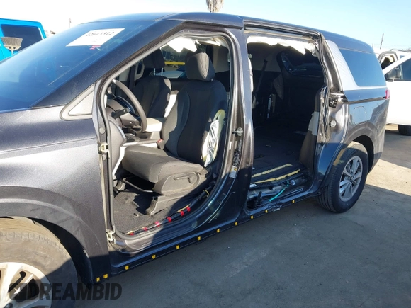 2024 Kia Carnival LX with VIN KNDNB4H38R6383380, listed as a IAAI auction lot 42013312 with 42,152 mi miles. Bid and sale history available at carsss.com. Image 6.