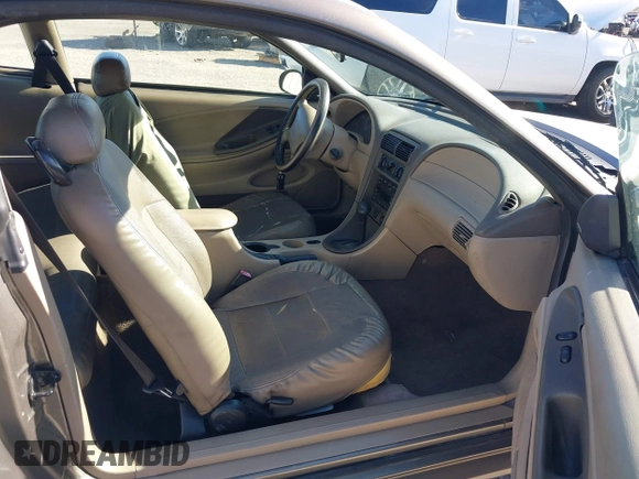 2002 Ford Mustang Standard with VIN 1FAFP40492F141347, listed as a IAAI auction lot 42721623 with 142,313 mi miles and . Bid and sale history available at DreamBid. Image 5.