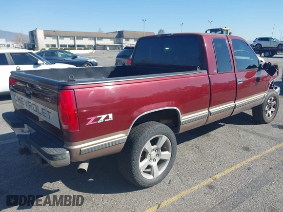 1997 Chevrolet Silverado 1500 with VIN 1GCEK19R4VE261195, listed as a IAAI auction lot 41637380 with 221,662 mi miles and . Bid and sale history available at DreamBid. Image 4.
