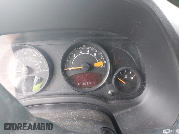 2016 Jeep Patriot Sport z VIN 1C4NJPBB6GD800041, wystawiony jako IAAI lot #42410250 z przebiegiem 124 064 mil mil oraz . Historia ofert i sprzedaży dostępna na DreamBid. Obrazek 7.