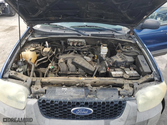 2007 Ford Escape XLT with VIN 1FMYU031X7KA25204, listed as a Copart auction lot 48975175 with 163,354 mi miles and Salvage Title. Bid and sale history available at carsss.com. Image 12.