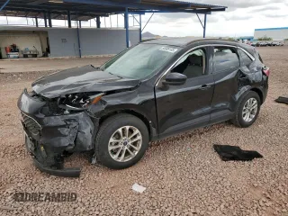 2020 Ford Escape SE z VIN 1FMCU0G62LUB69747, wystawiony jako Copart lot #55989185 z przebiegiem 99 917 mil mil oraz Szkoda całkowita • Salvage title. Historia ofert i sprzedaży dostępna na DreamBid. Obrazek 1.
