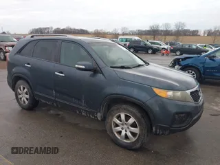 2011 Kia Sorento LX with VIN 5XYKT4A24BG169975, listed as a IAAI auction lot 41450626 with 285,051 mi miles. Bid and sale history available at carsss.com. Image 1.
