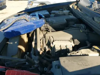 2002 Chevrolet TrailBlazer LTZ z VIN 1GNDT13S222337909, wystawiony jako IAAI lot #42326041 z przebiegiem 257 850 mil mil oraz . Historia ofert i sprzedaży dostępna na DreamBid. Obrazek 14.