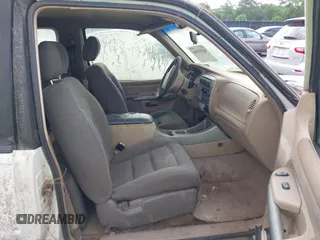 2001 Ford Explorer Sport with VIN 1FMYU60E31UC36878, listed as a IAAI auction lot 42151480 with 386,663 mi miles and . Bid and sale history available at DreamBid. Image 5.