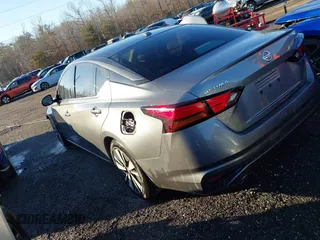 2019 Nissan Altima SV z VIN 1N4BL4DV6KC119773, wystawiony jako IAAI lot #41212083 z przebiegiem 110 671 mil mil oraz . Historia ofert i sprzedaży dostępna na DreamBid. Obrazek 3.