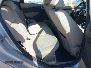 2013 Ford Focus Electric с VIN 1FADP3R40DL364398, выставлен на аукционе IAAI как лот 42509482 с пробегом 87 611 миль миль и . История ставок и продаж доступна на DreamBid. Изображение 8.
