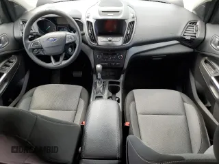 2017 Ford Escape SE z VIN 1FMCU0G93HUF10560, wystawiony jako Copart lot #57973915 z przebiegiem 127 444 mil mil oraz Czysty tytuł • Clean title. Historia ofert i sprzedaży dostępna na DreamBid. Obrazek 8.