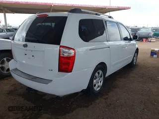 2007 Kia Sedona EX with VIN KNDMB233276111265, listed as a IAAI auction lot 41973188 with 197,754 mi miles. Bid and sale history available at carsss.com. Image 4.