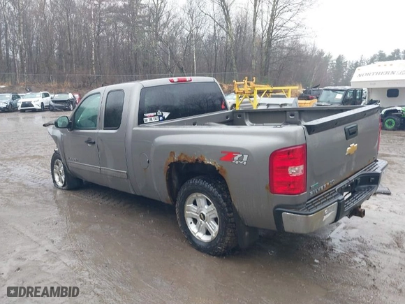 2012 Chevrolet Silverado 1500 LT with VIN 1GCRKSE74CZ206988, listed as a IAAI auction lot 41817685 with 171,829 mi miles. Bid and sale history available at carsss.com. Image 3.