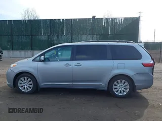 2016 Toyota Sienna Limited with VIN 5TDDK3DC1GS140440, listed as a IAAI auction lot 41658777 with 131,692 mi miles and . Bid and sale history available at DreamBid. Image 14.