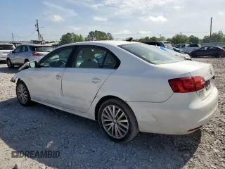 2011 Volkswagen Jetta SEL z VIN 3VWLX7AJ6BM330781, wystawiony jako Copart lot #53636705 z przebiegiem 187 416 mil mil oraz Szkoda całkowita • Salvage title. Historia ofert i sprzedaży dostępna na DreamBid. Obrazek 2.