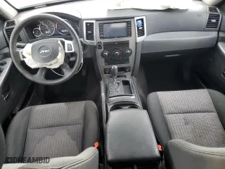 2009 Jeep Grand Cherokee Laredo with VIN 1J8GS48K29C548253, listed as a Copart auction lot 87429684 with 226,327 mi miles and Salvage Title. Bid and sale history available at carsss.com. Image 8.