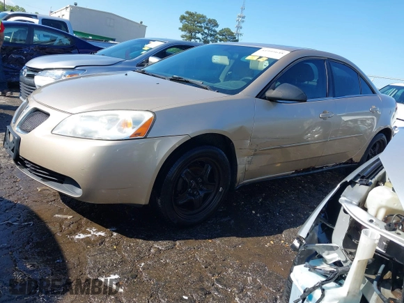 2007 Pontiac G6 with VIN 1G2ZG58B274268688, listed as a IAAI auction lot 41995648 with 235,516 mi miles. Bid and sale history available at carsss.com. Image 20.
