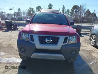 2011 Nissan Xterra S z VIN 5N1AN0NW2BC512682, wystawiony jako IAAI lot #41441535 z przebiegiem 210 222 mil mil oraz . Historia ofert i sprzedaży dostępna na DreamBid. Obrazek 12.