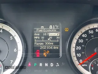 2018 Ram 1500 Express z VIN 3C6RR6KG4JG252350, wystawiony jako IAAI lot #42537585 z przebiegiem 202 104 mil mil oraz . Historia ofert i sprzedaży dostępna na DreamBid. Obrazek 15.