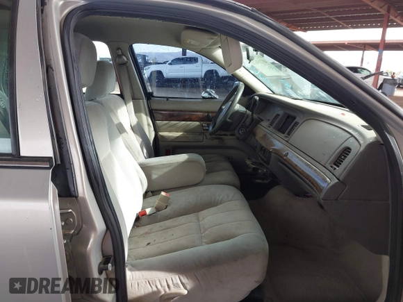 2006 Mercury Grand Marquis GS z VIN 2MEFM74VX6X638763, wystawiony jako IAAI lot #41735612 z przebiegiem 123 914 mil mil oraz . Historia ofert i sprzedaży dostępna na DreamBid. Obrazek 5.