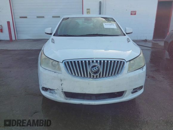 2011 Buick LaCrosse CXL with VIN 1G4GC5ED1BF355558, listed as a IAAI auction lot 41950822 with 279,381 mi miles. Bid and sale history available at carsss.com. Image 6.