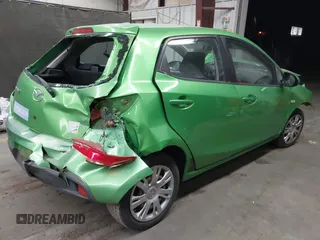 2012 Mazda 2 Sport z VIN JM1DE1KY1C0145306, wystawiony jako IAAI lot #42386919 z przebiegiem 163 733 mil mil oraz . Historia ofert i sprzedaży dostępna na DreamBid. Obrazek 4.