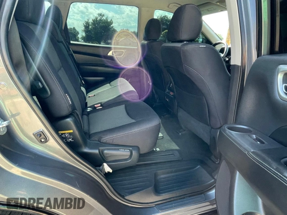 2019 Nissan Pathfinder SL z VIN 5N1DR2MN3KC597635, wystawiony jako Copart lot #64610865 z przebiegiem 106 772 mil mil oraz Czysty tytuł • Clean title. Historia ofert i sprzedaży dostępna na DreamBid. Obrazek 6.