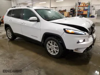 2016 Jeep Cherokee Altitude with VIN 1C4PJMCS3GW205254, listed as a Copart auction lot 43279015 with 98,350 mi miles and Salvage Title. Bid and sale history available at carsss.com. Image 4.