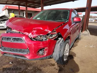 2013 Mitsubishi Outlander Sport ES with VIN 4A4AP3AU3DE012342, listed as a IAAI auction lot 41402832 with 195,806 mi miles. Bid and sale history available at carsss.com. Image 2.
