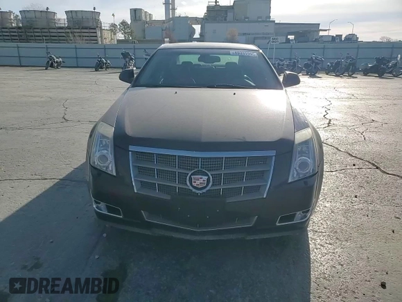 2009 Cadillac CTS AWD z VIN 1G6DS57V390110289, wystawiony jako Copart lot #49331995 z przebiegiem 146 254 mil mil oraz Szkoda całkowita • Salvage title. Historia ofert i sprzedaży dostępna na DreamBid. Obrazek 10.