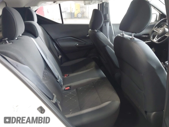 2019 Nissan Kicks SV z VIN 3N1CP5CU7KL498307, wystawiony jako IAAI lot #42168416 z przebiegiem 18 778 mil mil oraz . Historia ofert i sprzedaży dostępna na DreamBid. Obrazek 8.