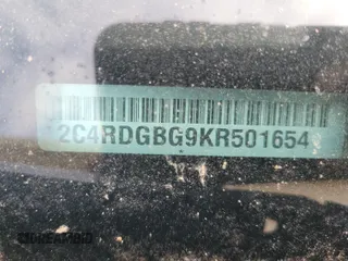 2019 Dodge Grand Caravan SE with VIN 2C4RDGBG9KR501654, listed as a IAAI auction lot 42262789 with 82,251 mi miles and . Bid and sale history available at DreamBid. Image 25.